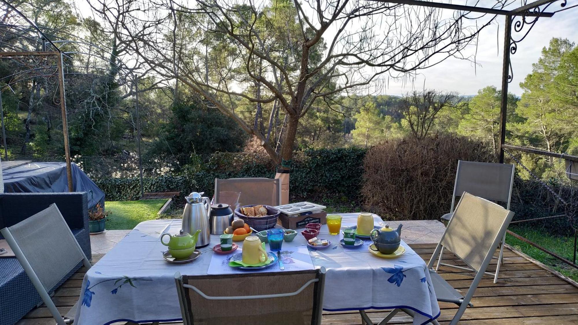 La Pinede De Manon Bed and Breakfast Barjols Exteriör bild